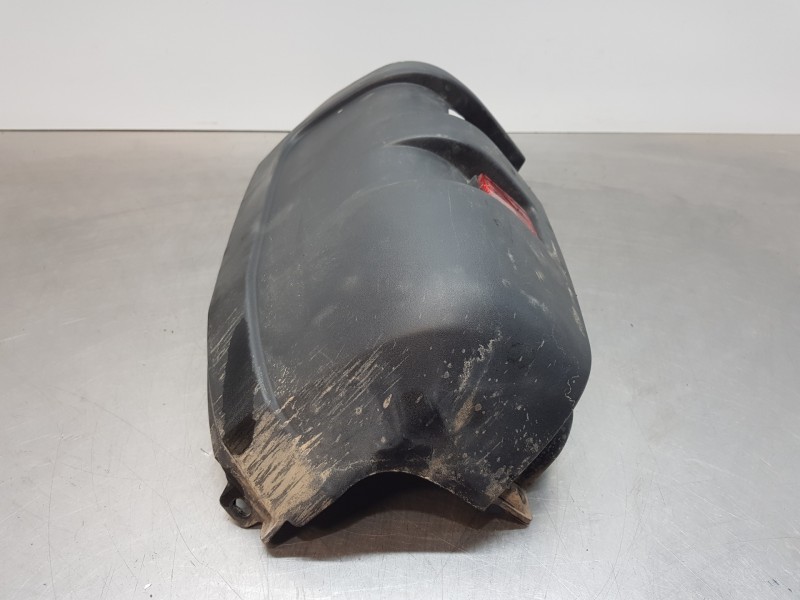 Recambio de puntera paragolpes trasera izquierda para iveco daily caja cerrada h2 referencia OEM IAM 5801541041 5801529830 