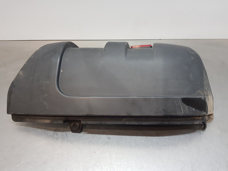 Recambio de puntera paragolpes trasera izquierda para iveco daily caja cerrada h2 referencia OEM IAM 5801541041 5801529830 