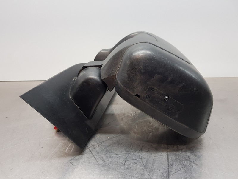 Recambio de retrovisor izquierdo para iveco daily caja cerrada h2 referencia OEM IAM 5801552556  