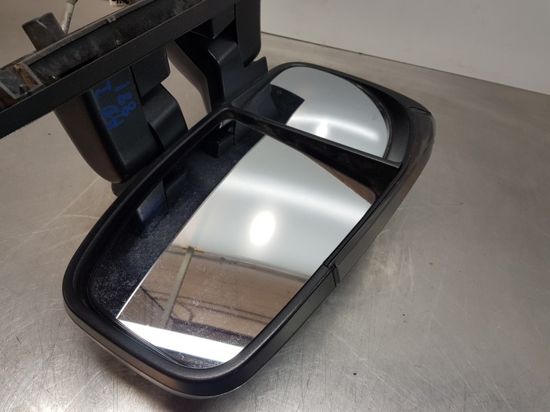 Recambio de retrovisor izquierdo para iveco daily caja cerrada h2 referencia OEM IAM 5801552556  