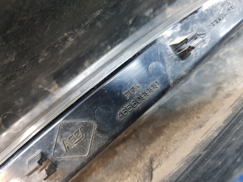 Recambio de luz central de freno para iveco daily caja cerrada h2 referencia OEM IAM 5801557592  