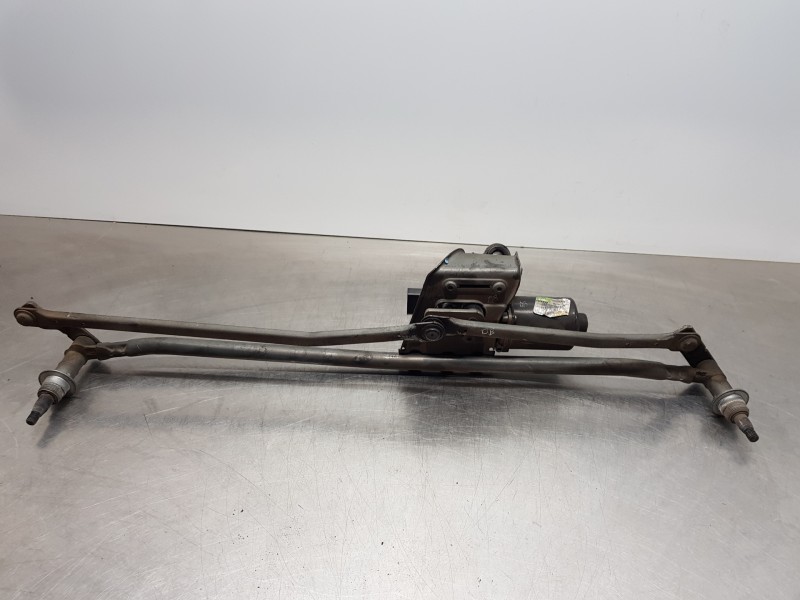 Recambio de motor limpia delantero para iveco daily caja cerrada h2 referencia OEM IAM 5801463566 W000051914 