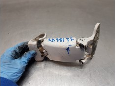 Recambio de bisagra de puerta para iveco daily caja cerrada h2 referencia OEM IAM 5801528687  