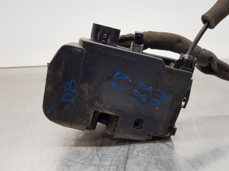 Recambio de cerradura puerta delantera izquierda para iveco daily caja cerrada h2 referencia OEM IAM 5801529301 5801529301C 