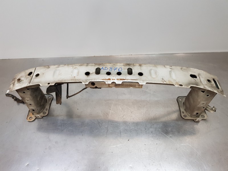 Recambio de refuerzo paragolpes delantero para ford focus lim. (cb4) trend referencia OEM IAM 1540638   Recambio de refuerzo paragolpes delantero para ford focus lim. (cb4) trend referencia OEM IAM 1540638