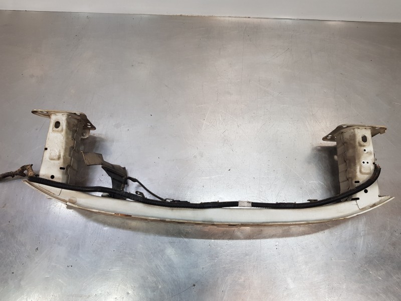 Recambio de refuerzo paragolpes delantero para ford focus lim. (cb4) trend referencia OEM IAM 1540638   Recambio de refuerzo paragolpes delantero para ford focus lim. (cb4) trend referencia OEM IAM 1540638