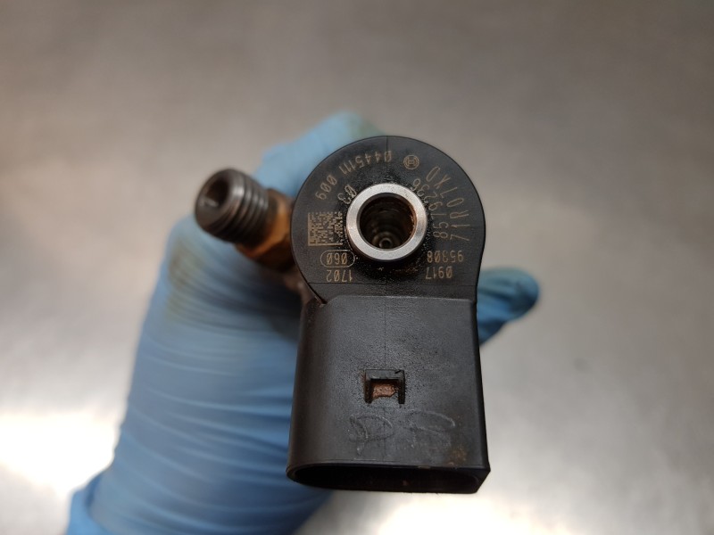 Recambio de inyector para bmw serie 3 berlina (g20) sport referencia OEM IAM 8579236 0445111009 