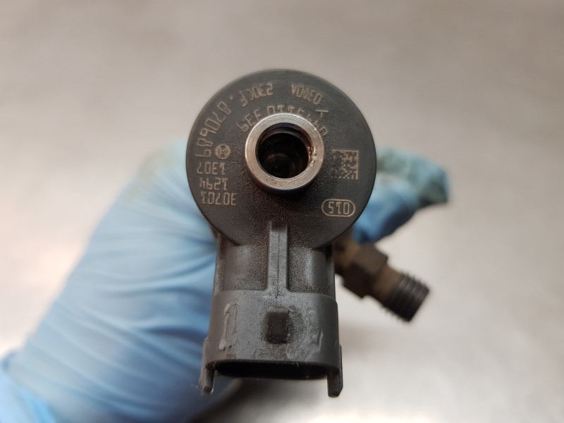 Recambio de inyector para peugeot 207 confort referencia OEM IAM 0445110339   Recambio de inyector para peugeot 207 confort referencia OEM IAM 0445110339