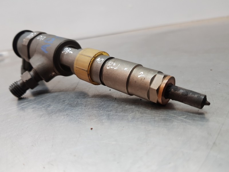 Recambio de inyector para peugeot 207 confort referencia OEM IAM 0445110339  