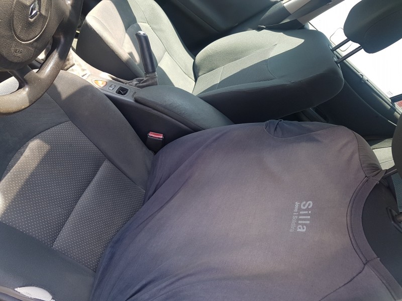 renault laguna ii (bg0) del año 2005