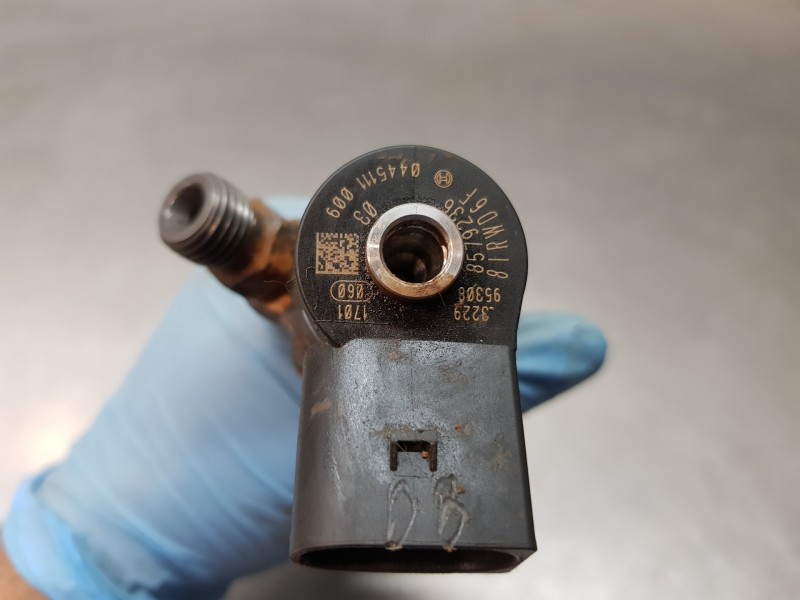 Recambio de inyector para bmw serie 3 berlina (g20) sport referencia OEM IAM 8579236  