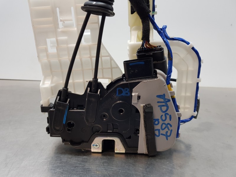 Recambio de cerradura puerta delantera derecha para hyundai ioniq klass referencia OEM IAM 81320G2010 81320G2010HEZ  Recambio de cerradura puerta delantera derecha para hyundai ioniq klass referencia OEM IAM 81320G2010 81320G2010HEZ