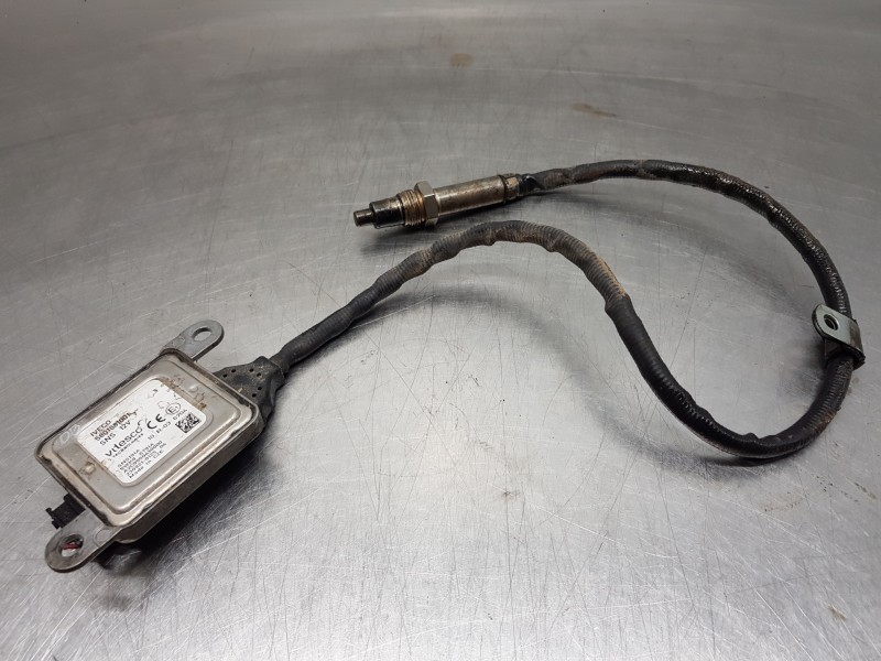 Recambio de sonda lambda para iveco daily caja cerrada h2 referencia OEM IAM 5801881001 5WK96791A 