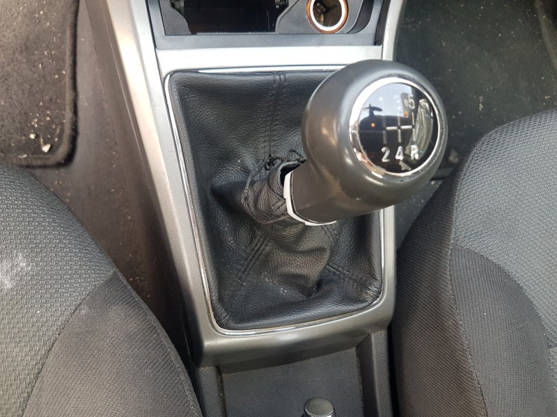 opel astra h berlina del año 2004