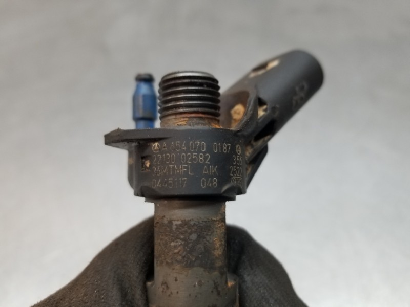 Recambio de inyector para mercedes clase a (w177) 200 d referencia OEM IAM A6540700187 0445117048 