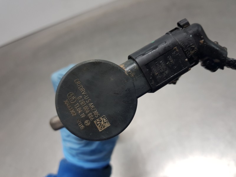 Recambio de rampa inyectora para bmw serie 3 berlina (g20) sport referencia OEM IAM 13538579240 8579240 0281006886