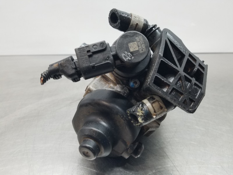 Recambio de bomba inyeccion para bmw mini (f55) d referencia OEM IAM 13518511626 0445010768 8511626