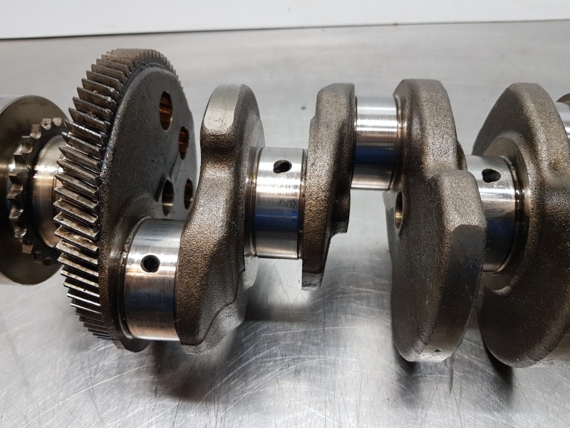 Recambio de cigueñal para mercedes clase a (w177) 200 d referencia OEM IAM A6540305200  