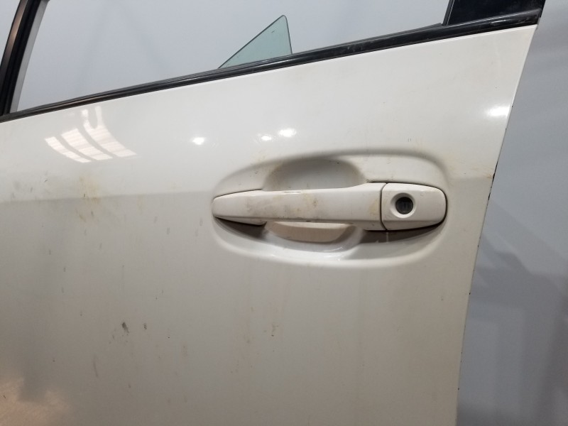 Recambio de puerta delantera izquierda para toyota verso advance referencia OEM IAM 670020F020  