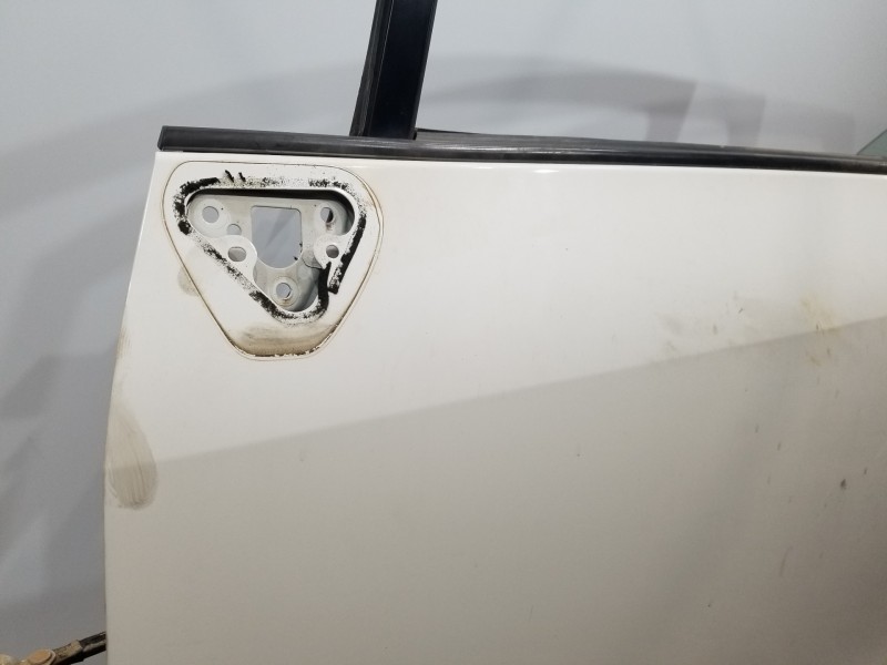 Recambio de puerta delantera izquierda para toyota verso advance referencia OEM IAM 670020F020  