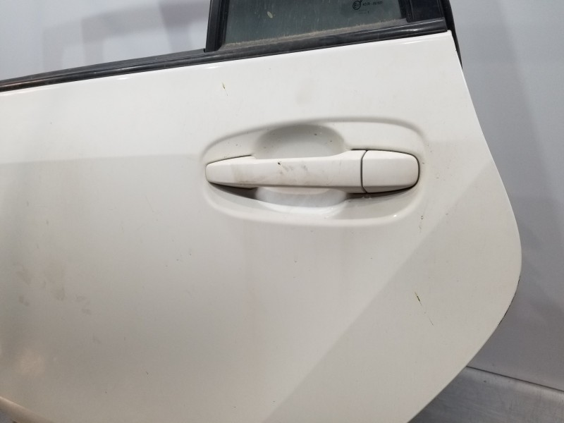 Recambio de puerta trasera izquierda para toyota verso advance referencia OEM IAM 670040F020  