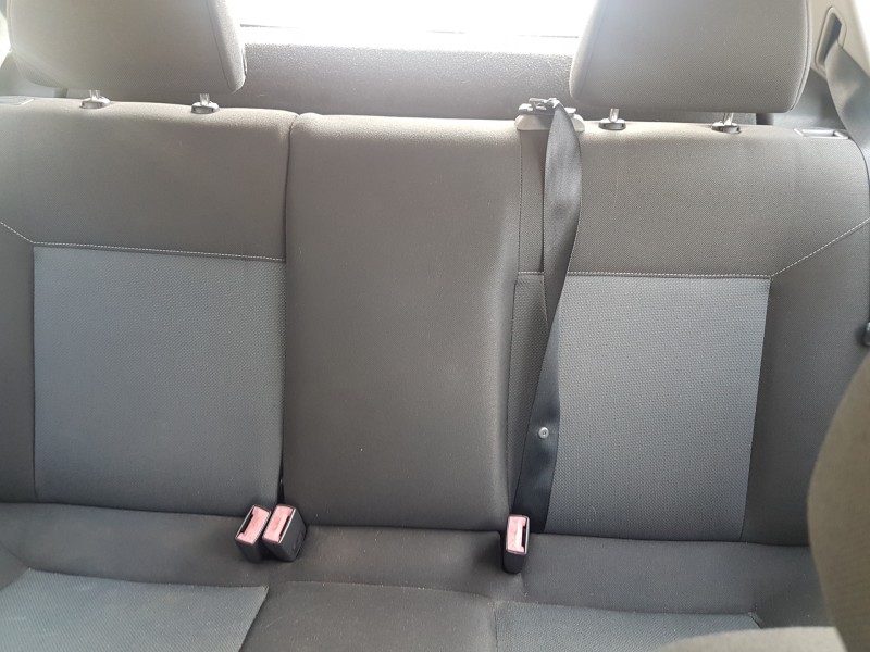 opel astra h berlina del año 2004