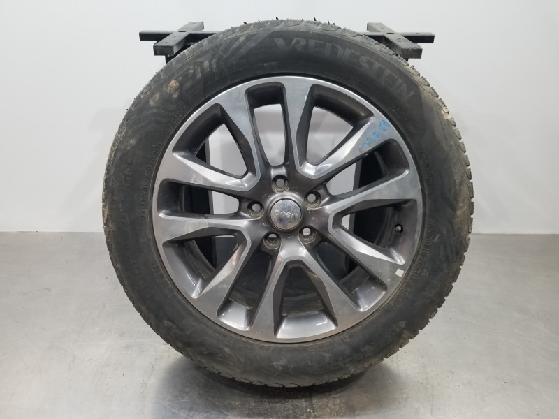 Recambio de llanta para jeep gr. cherokee iv 4x4 referencia OEM IAM 5XL061STAA 5XL06TRMAA 