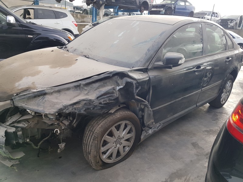 volvo s40 berlina del año 2007