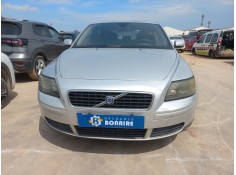 volvo s40 berlina del año 2005