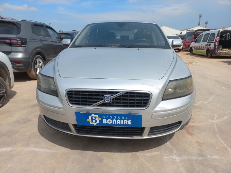 volvo s40 berlina del año 2005