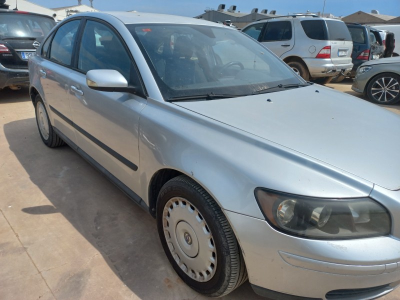 volvo s40 berlina del año 2005