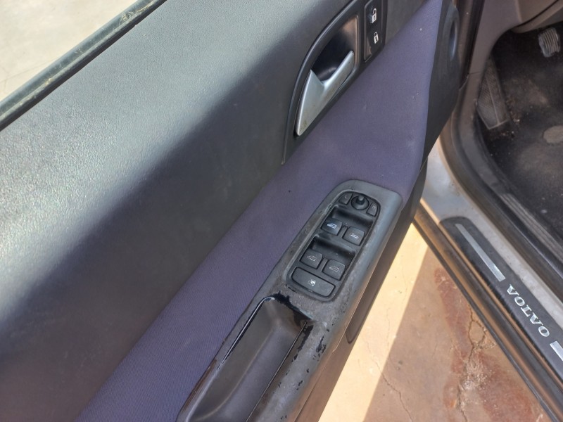 volvo s40 berlina del año 2005