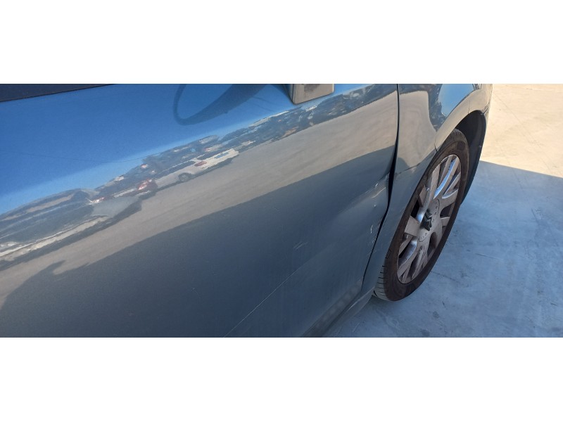 citroen c4 berlina del año 2004