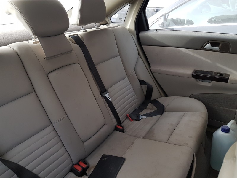 volvo s40 berlina del año 2007