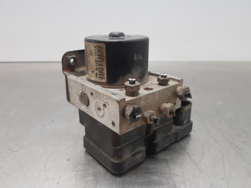 Recambio de abs para ford fiesta (cb1) active referencia OEM IAM 8V5112M110AD 06210213174  Recambio de abs para ford fiesta (cb1) active referencia OEM IAM 8V5112M110AD 06210213174