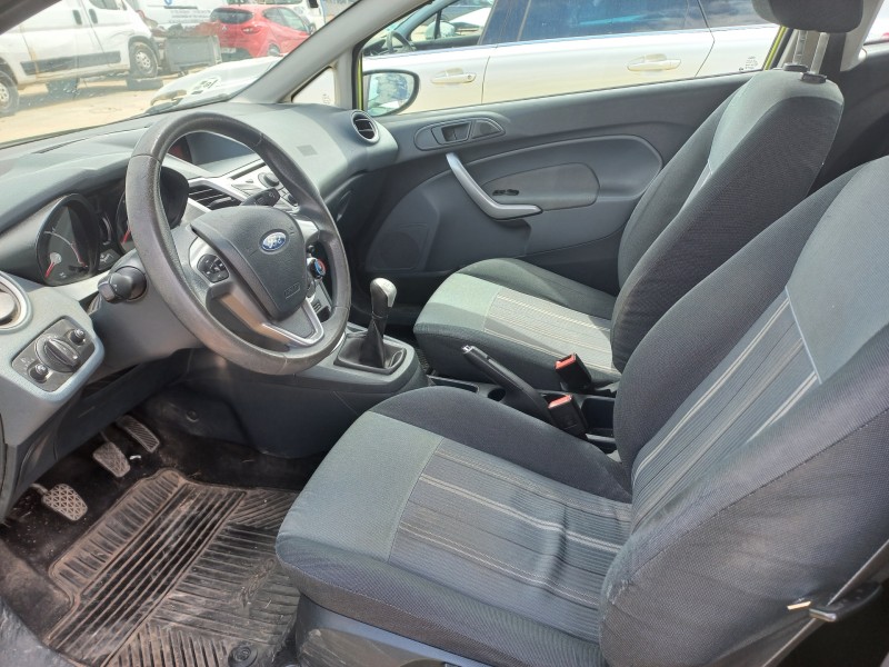 ford fiesta (cb1) del año 2008