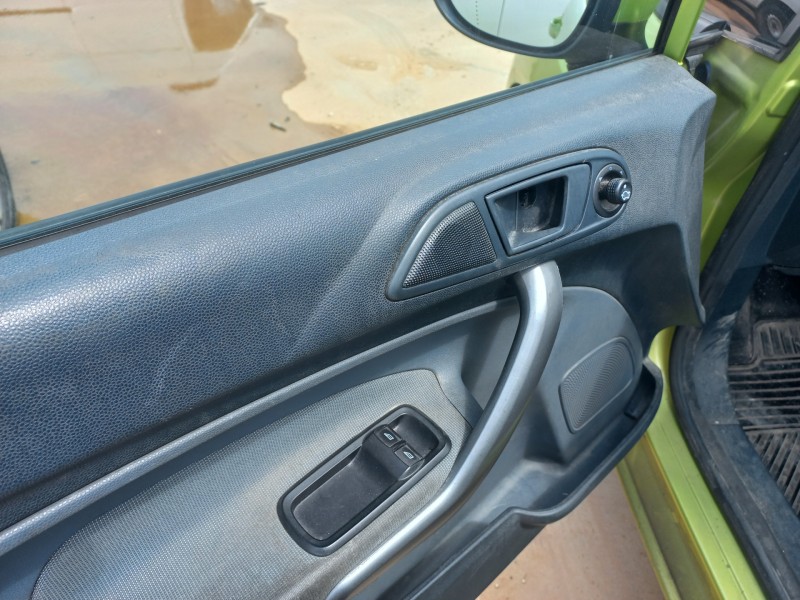 ford fiesta (cb1) del año 2008