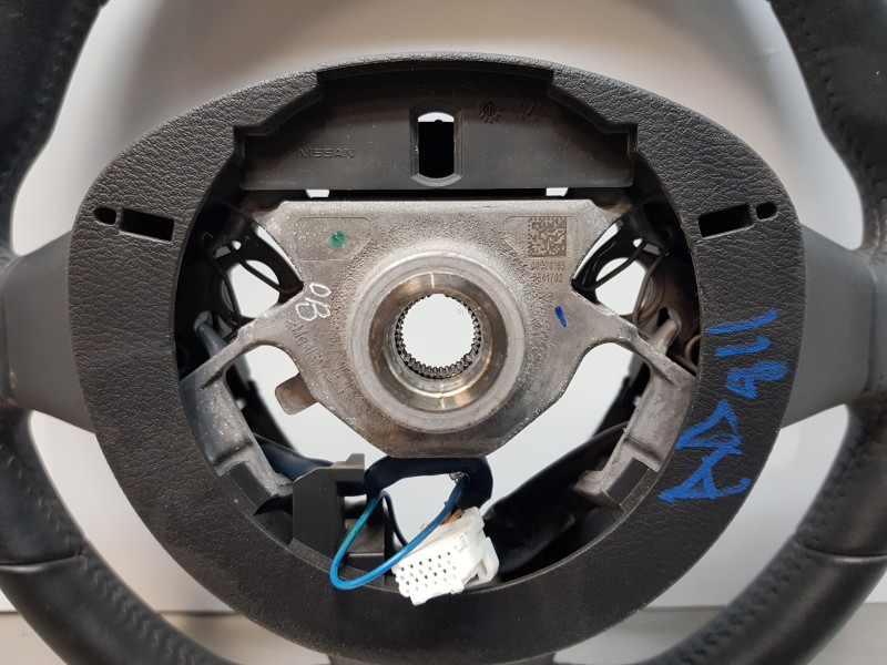 Recambio de volante para nissan qashqai (j11) acenta referencia OEM IAM 48430HV05C  