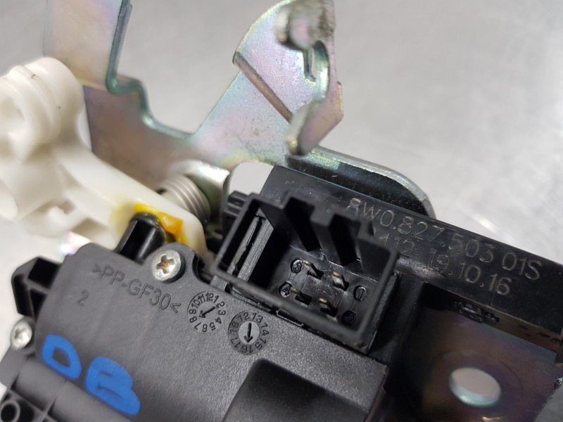 Recambio de cerradura maletero / porton para audi a4 (b9) quattro referencia OEM IAM 8W0827503 8W082750301S 
