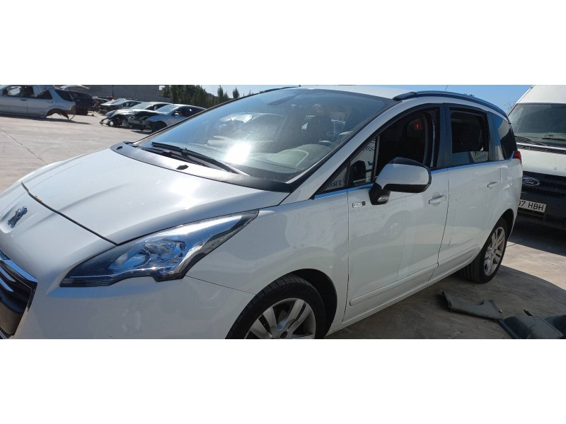 peugeot 5008 del año 2014