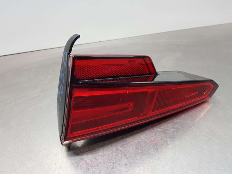 Recambio de piloto trasero derecho interior para audi a4 (b9) quattro referencia OEM IAM 8W5945076  