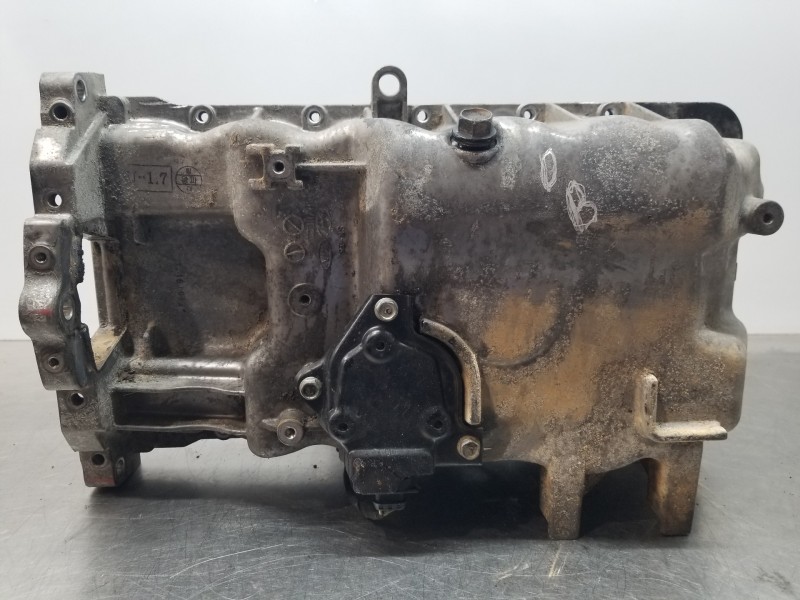 Recambio de carter para hyundai tucson tl referencia OEM IAM 215102A312  