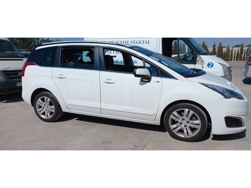 peugeot 5008 del año 2014