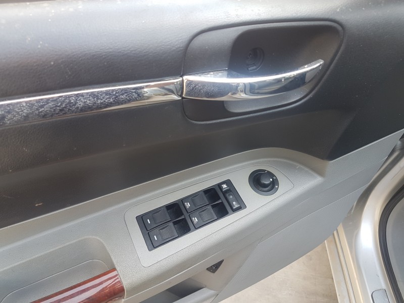 chrysler 300 c del año 2005