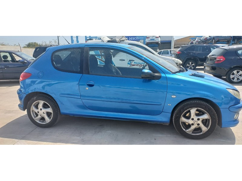 peugeot 206 berlina del año 2004