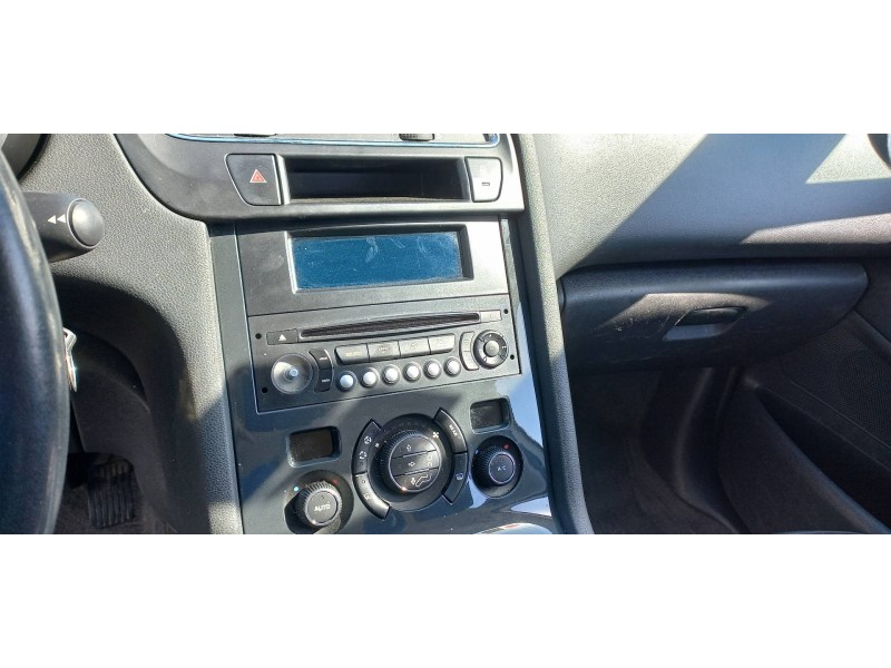 peugeot 5008 del año 2014