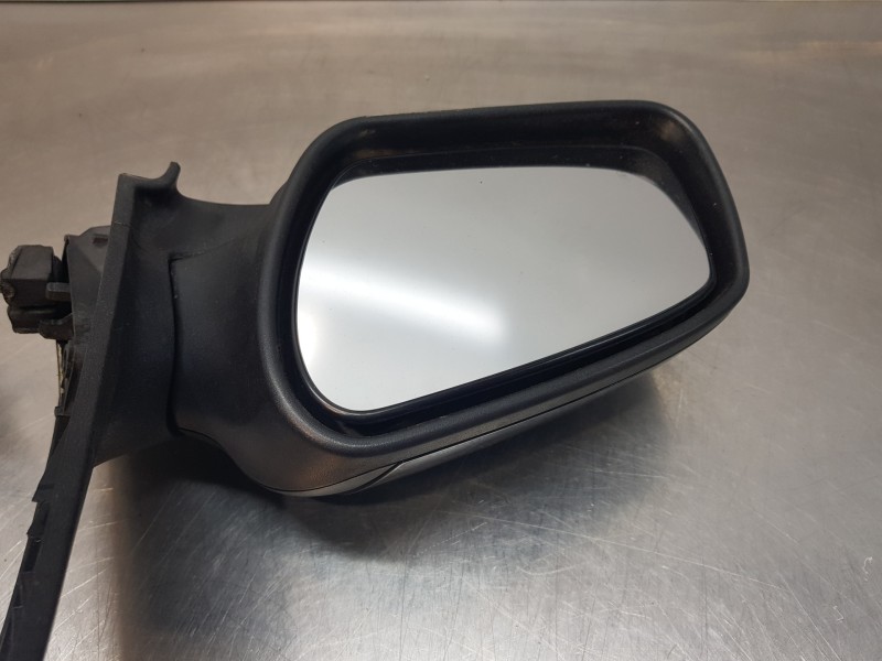 Recambio de retrovisor izquierdo para ford focus berlina (cap) ghia referencia OEM IAM 1500619 4M5117683JA  Recambio de retrovisor izquierdo para ford focus berlina (cap) ghia referencia OEM IAM 1500619 4M5117683JA