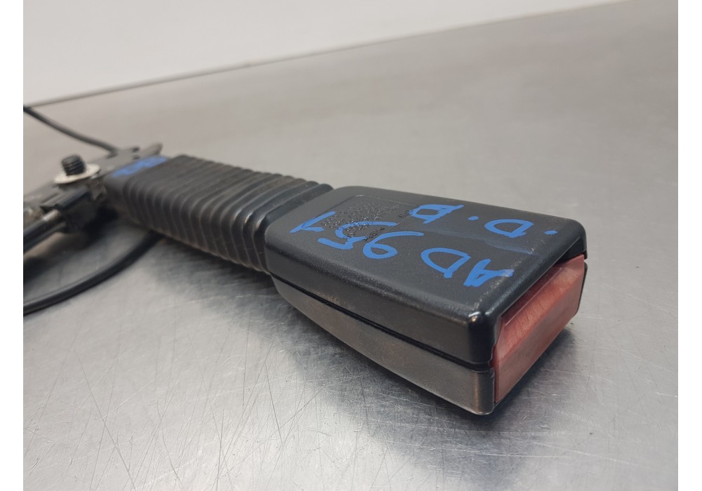 Recambio de pretensor airbag derecho para ford focus berlina (cap) ghia referencia OEM IAM 1713777 4M51A61208CB 4M51A61208AK Recambio de pretensor airbag derecho para ford focus berlina (cap) ghia referencia OEM IAM 1713777 4M51A61208CB 4M51A61208AK