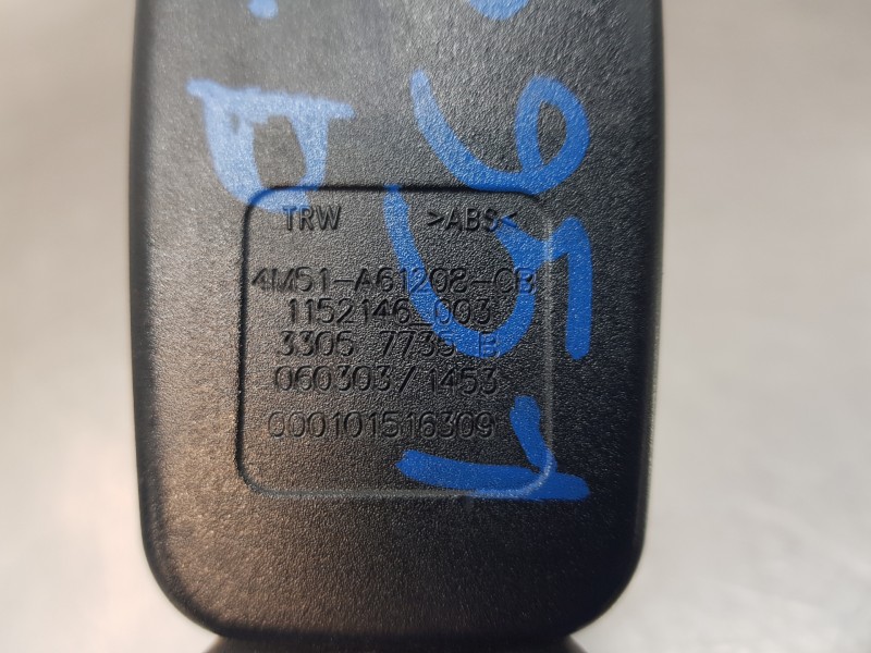 Recambio de pretensor airbag derecho para ford focus berlina (cap) ghia referencia OEM IAM 1713777 4M51A61208CB 4M51A61208AK Recambio de pretensor airbag derecho para ford focus berlina (cap) ghia referencia OEM IAM 1713777 4M51A61208CB 4M51A61208AK