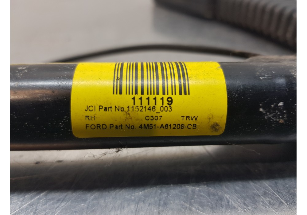 Recambio de pretensor airbag derecho para ford focus berlina (cap) ghia referencia OEM IAM 1713777 4M51A61208CB 4M51A61208AK Recambio de pretensor airbag derecho para ford focus berlina (cap) ghia referencia OEM IAM 1713777 4M51A61208CB 4M51A61208AK